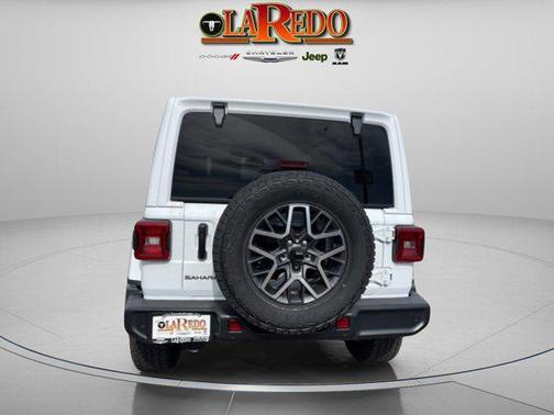 Bright White Clearcoat 2026 Jeep Wrangler 4-Door Sahara 4x4