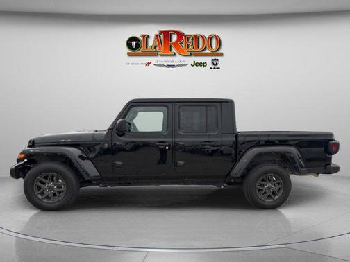 2024 Jeep Gladiator Sport S