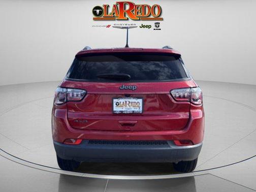 Red Hot Pearlcoat 2026 Jeep Compass Latitude