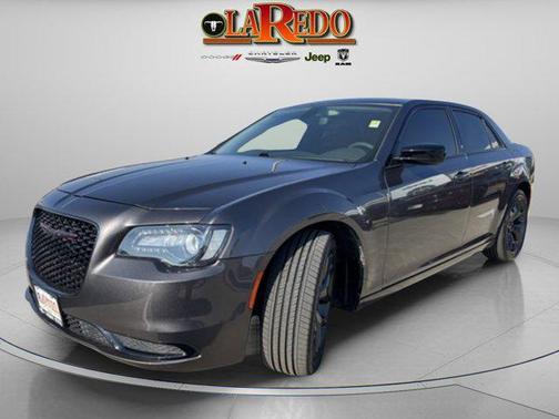 2023 Chrysler 300 Touring