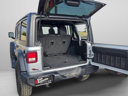 2022 Jeep Wrangler Unlimited Sport Altitude