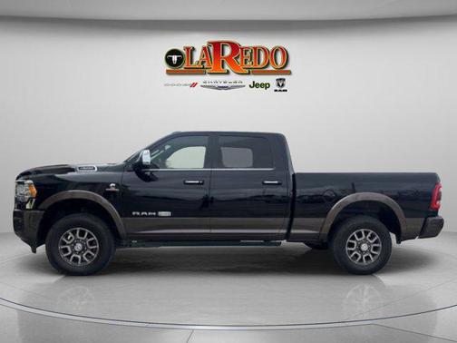 Diamond Black Crystal Pearlcoat 2022 RAM 3500 Longhorn