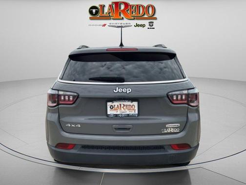 Sting-Gray Clearcoat 2023 Jeep Compass Latitude Lux