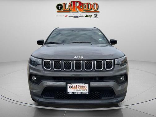 Sting-Gray Clearcoat 2023 Jeep Compass Latitude Lux