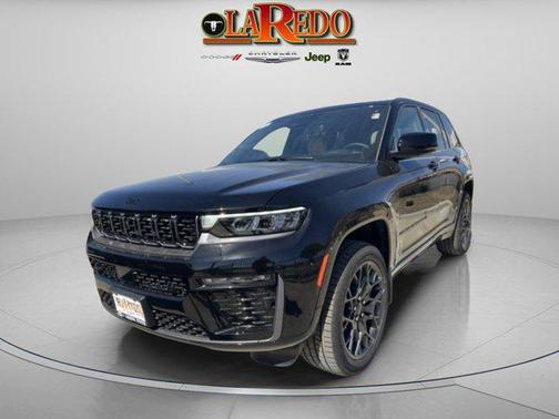 diamond black crystal pearlcoat 2026 Jeep Grand Cherokee Summit