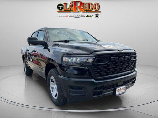 Diamond Black Crystal Pearlcoat 2026 RAM 1500 Tradesman