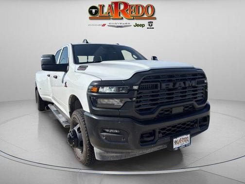 2025 RAM 3500 Tradesman Crew Cab 4x4 8' Box