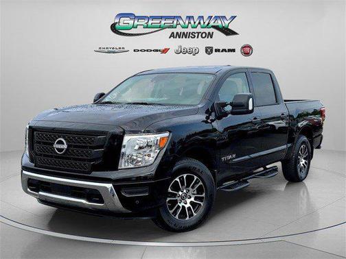 2024 Nissan Titan SV