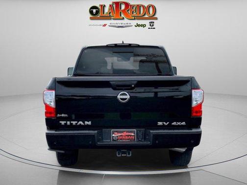 2024 Nissan Titan SV