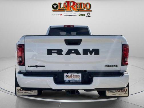 Bright White Clearcoat 2026 RAM 3500 Lone Star Crew Cab 4x4 8' Box