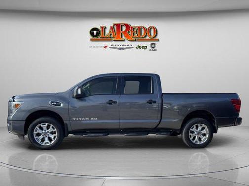 2022 Nissan Titan XD SV