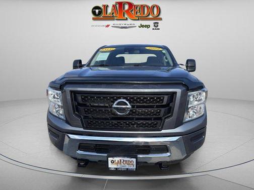 2022 Nissan Titan XD SV