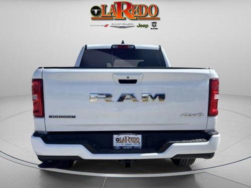Bright White Clearcoat 2025 RAM 1500 Big Horn/Lone Star