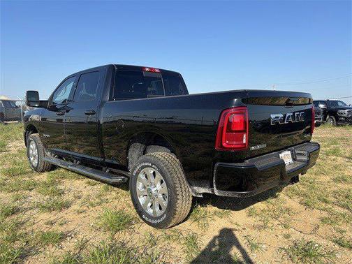 2025 RAM 2500 Laramie Crew Cab 4x4 6'4' Box
