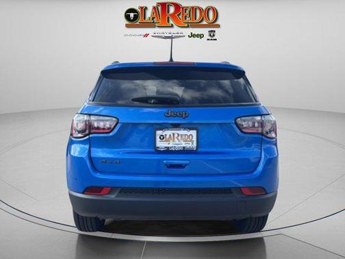 Hydro Blue Pearlcoat 2026 Jeep Compass Latitude