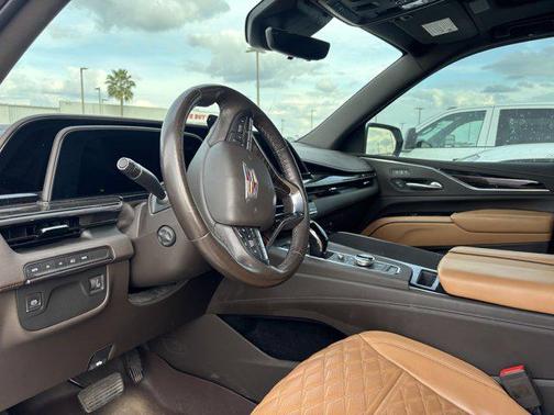 2022 Cadillac Escalade Premium Luxury