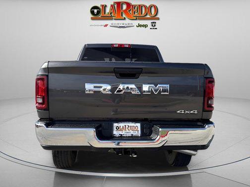 2025 RAM 2500 Tradesman Crew Cab 4x4 6'4' Box