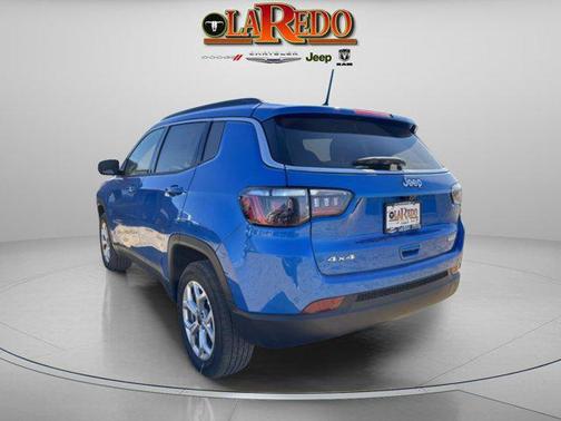 Hydro Blue Pearlcoat 2026 Jeep Compass Latitude