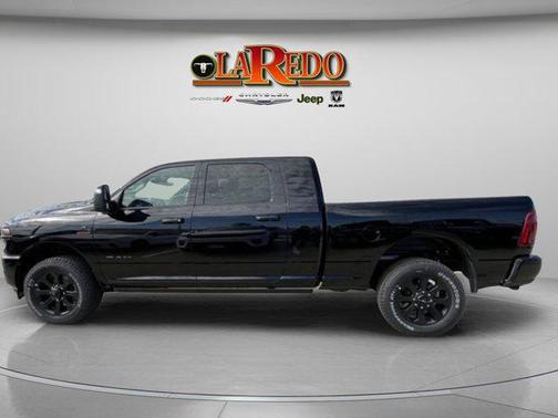 Diamond Black Crystal Pearlcoat 2026 RAM 2500 Laramie Mega Cab 4x4 6'4' Box