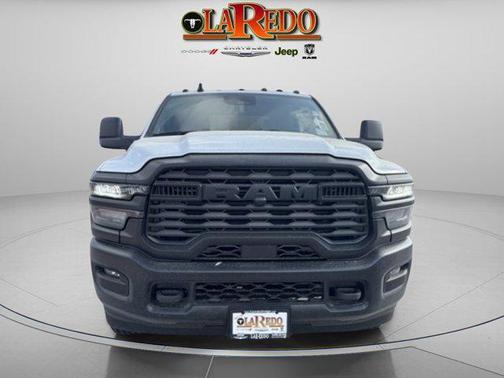 2025 RAM 2500 Tradesman Crew Cab 4x4 6'4' Box