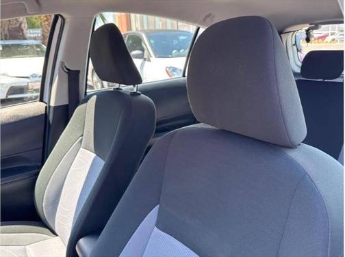 2018 Toyota Prius c Two