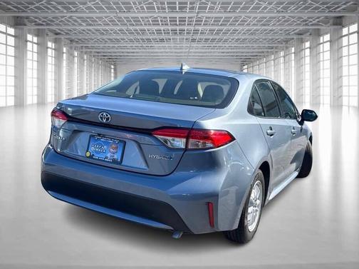 2022 Toyota Corolla Hybrid SE