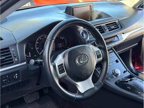 2012 Lexus CT 200h Premium