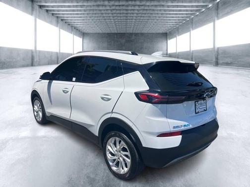Summit White 2023 Chevrolet Bolt EUV FWD LT