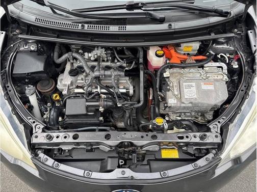 Magnetic Gray Metallic 2013 Toyota Prius c Two