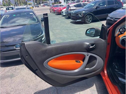 Lava Orange (metallic) 2016 smart ForTwo pure