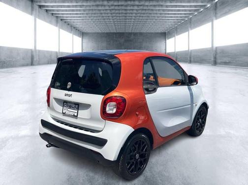Lava Orange (metallic) 2016 smart ForTwo pure