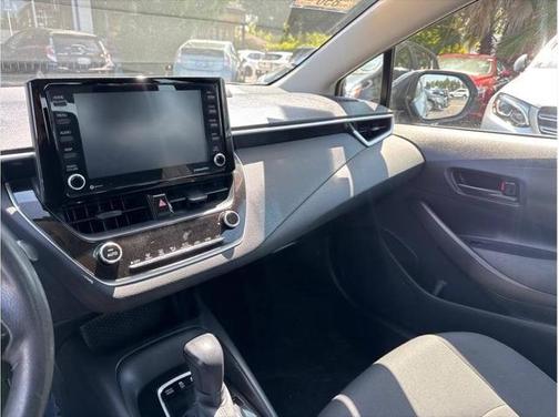 2022 Toyota Corolla Hybrid SE