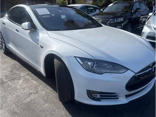 2015 Tesla Model S P90D