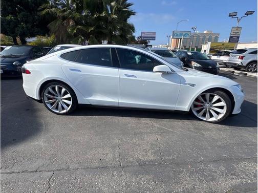 2015 Tesla Model S P90D