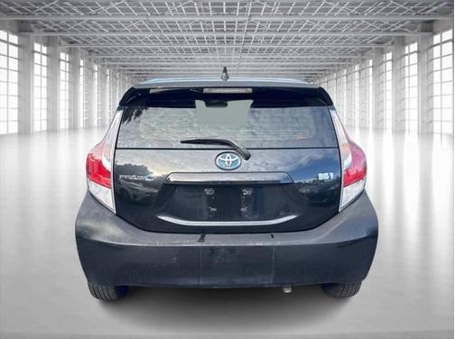 2016 Toyota Prius c Two