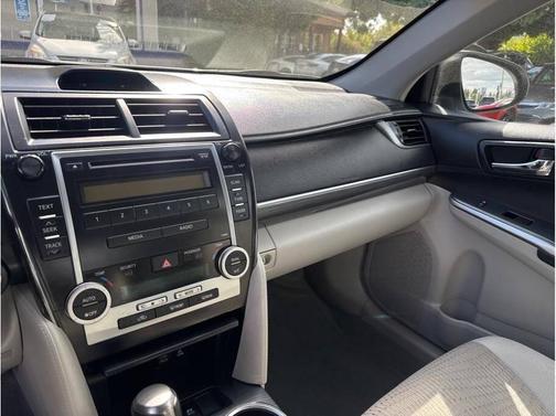 2012 Toyota Camry Hybrid LE