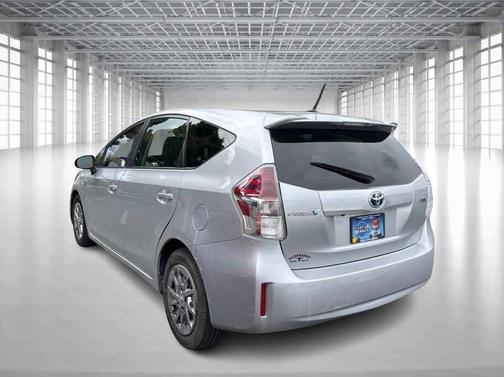2017 Toyota Prius v Two