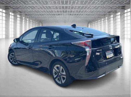 2017 Toyota Prius Four Touring