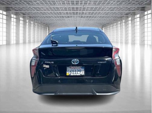 2017 Toyota Prius Four Touring