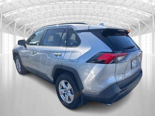 2019 Toyota RAV4 Hybrid XLE