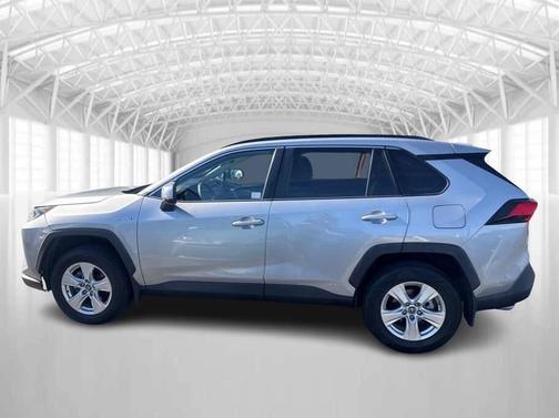 2019 Toyota RAV4 Hybrid XLE
