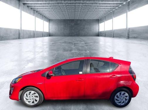 2016 Toyota Prius c Two