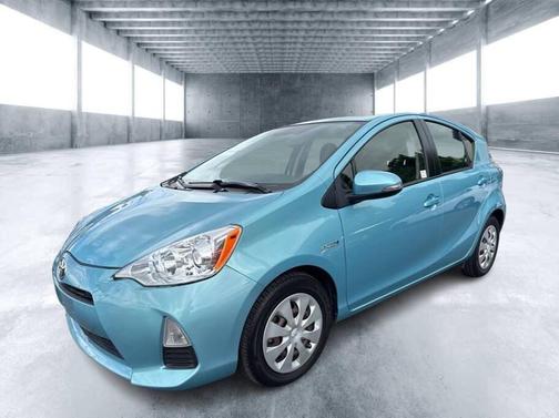 Summer Rain Metallic 2013 Toyota Prius c Three