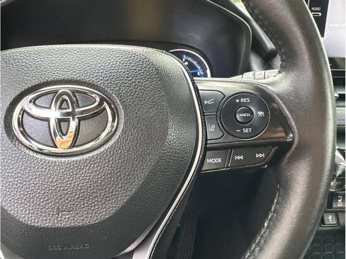 2020 Toyota RAV4 Hybrid SE