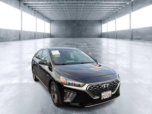 2020 Hyundai IONIQ Hybrid SEL