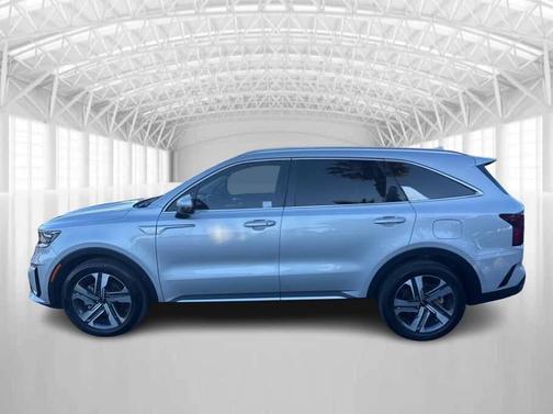 2022 Kia Sorento Plug-In Hybrid SX