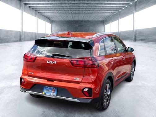 2022 Kia Niro LXS