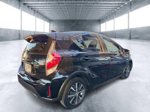 2018 Toyota Prius c Three