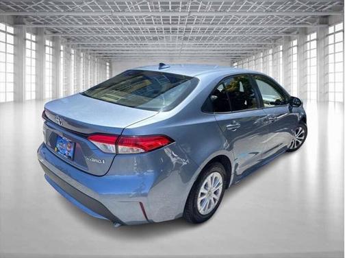 2022 Toyota Corolla Hybrid SE