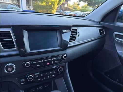 2019 Kia Niro LX